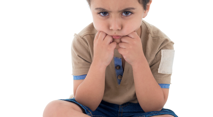 un bambino mentre sta facendo i capricci